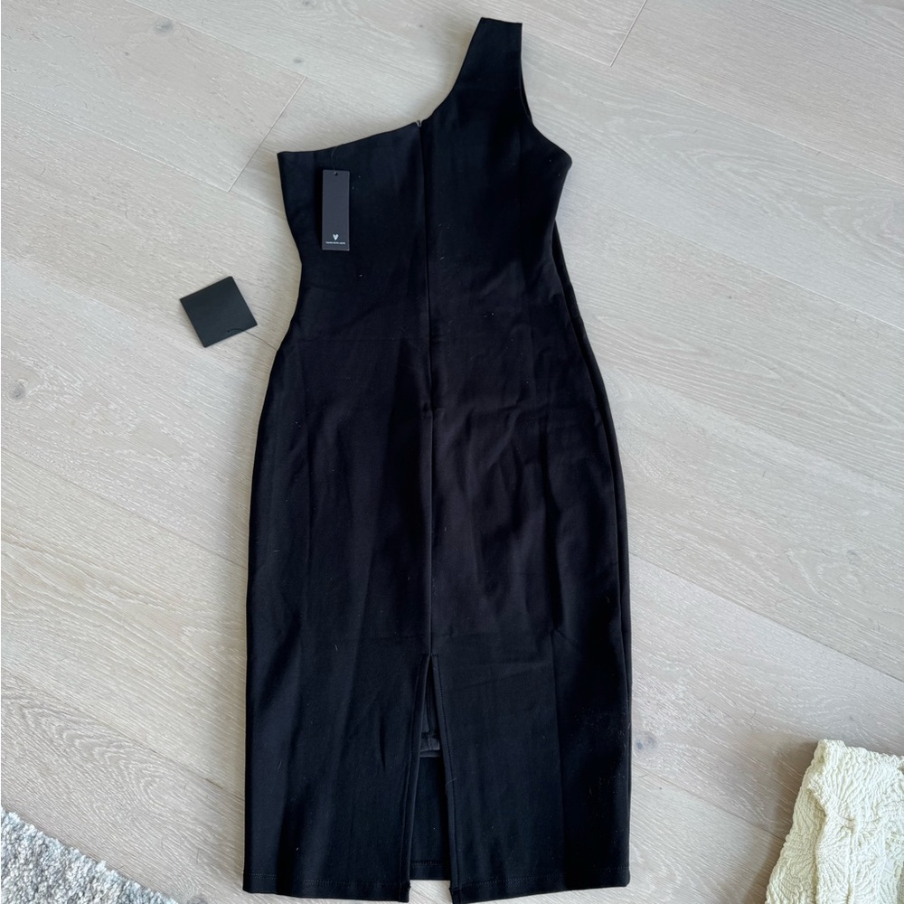 Lulu's Chic Black One-Shoulder Dress